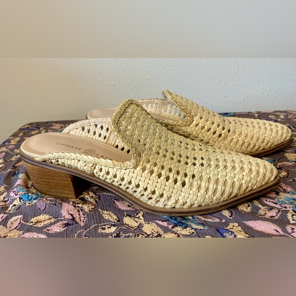 Chinese Laundry Mules  Size 7-1/2 - Picture 8 of 8